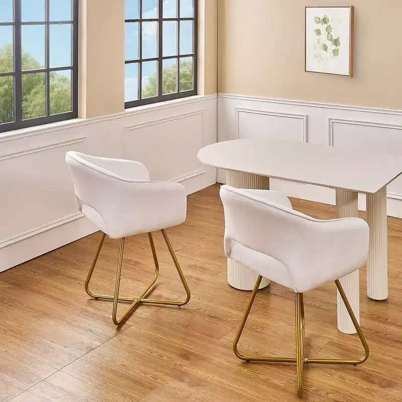 Sillón Acentual de Terciopelo Blanco con Base de Metal Dorado, Asiento y Respaldo Acolchados, 1 Plaza