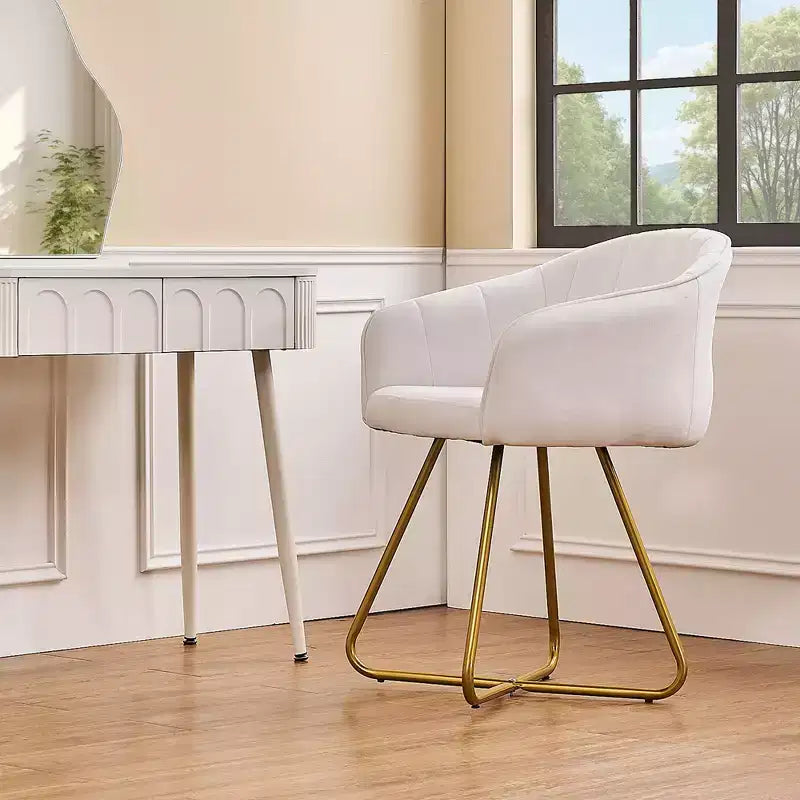 Sillón Acentual de Terciopelo Blanco con Base de Metal Dorado, Asiento y Respaldo Acolchados, 1 Plaza