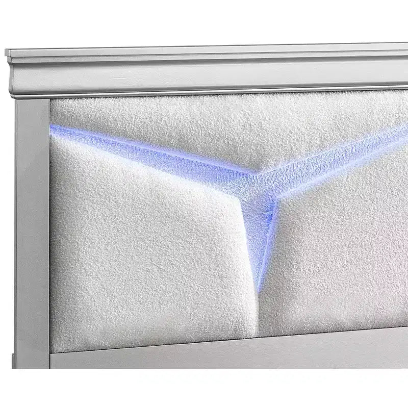Cama doble con paneles tapizados en champán plateado con cabecero LED, capacidad para 1